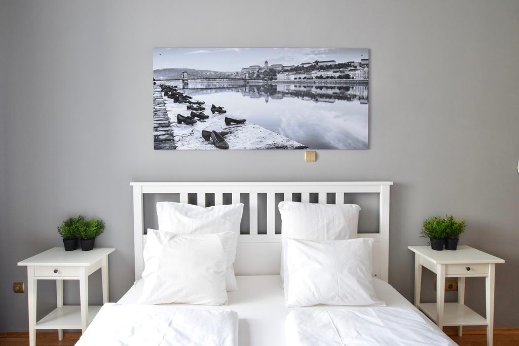 Standerd Apartment By Hi5 - Lovag Family Suites Budapešť Exteriér fotografie