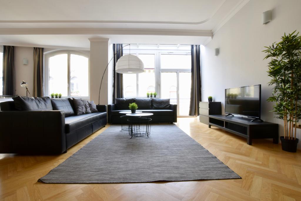 Standerd Apartment By Hi5 - Lovag Family Suites Budapešť Exteriér fotografie
